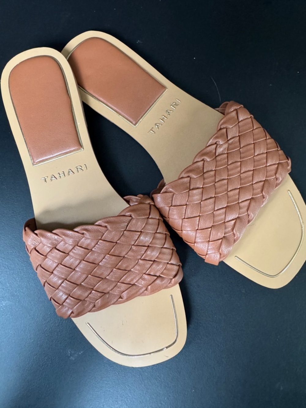 Tahari Woven Leather Flat Slide Sandals Women Size 10 Cognac Brown Intrecciato